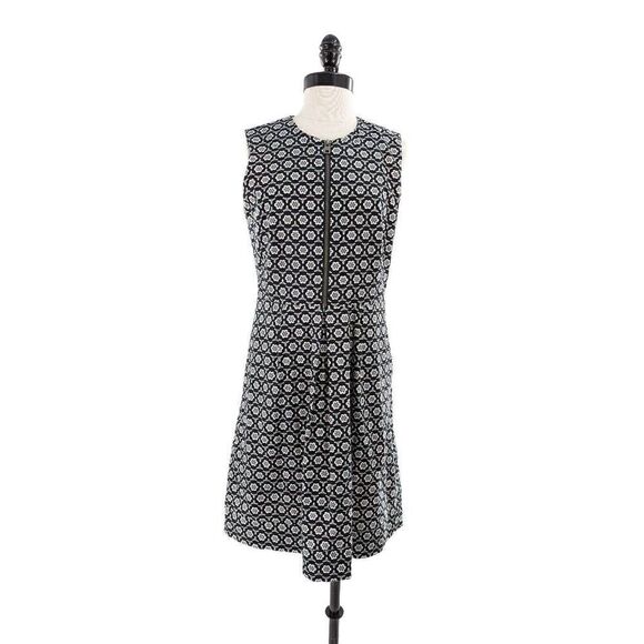 Marck New York Women's Fully Lined Front Zip Fit and Flare Dress Size 8 - Picture 3 of 14